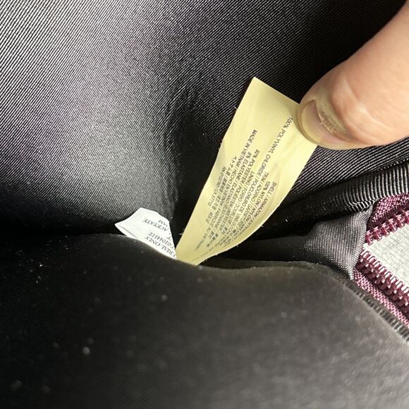 Kate Spade Burgundy Red Protective Laptop Zip Closure Padded‎ Sleeve Bag 13.5” - Picture 14 of 14